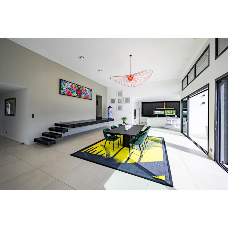  Sculpture simple abstraite urbaine élégante 